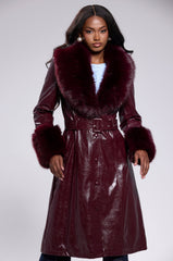 KAYA FUR TRIM TRENCH IN BURGUNDY