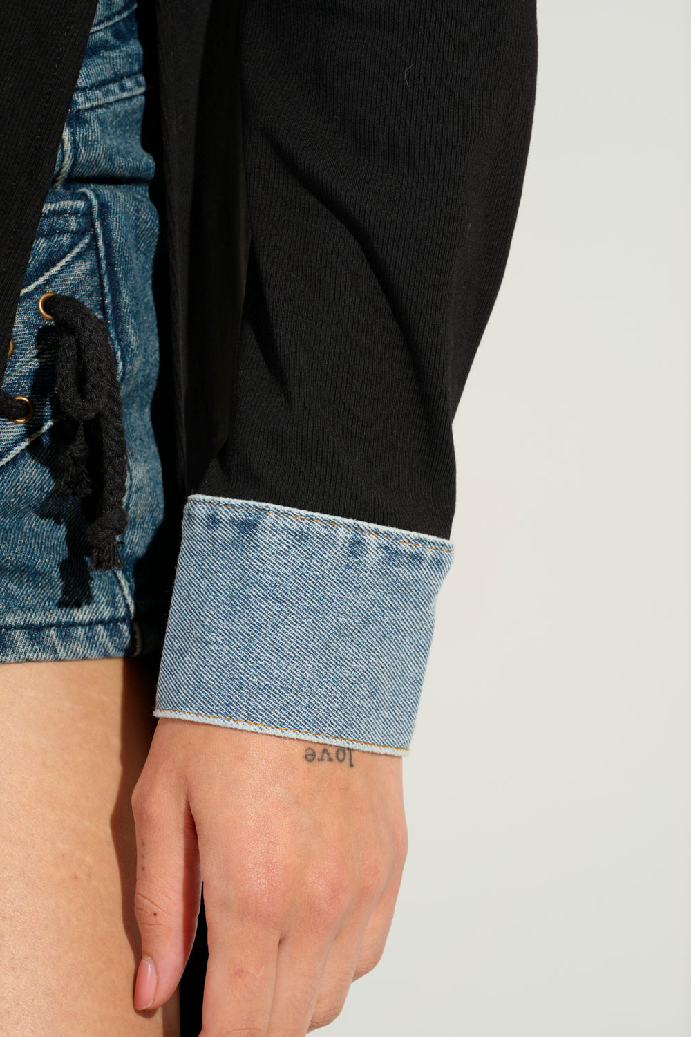 LEILA OVERSIZED BUTTON UP