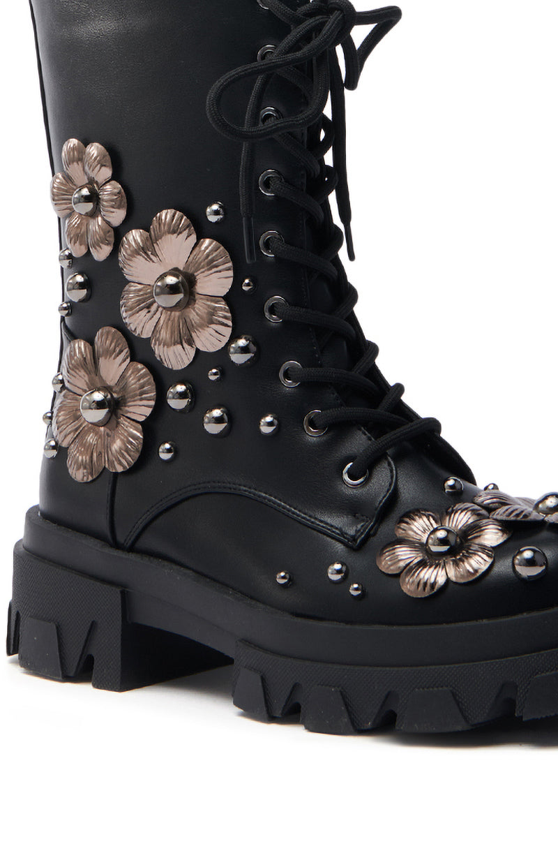 AZALEA WANG ORQUIDEA BLACK FLORAL EMBELLISHED COMBAT BOOTIE