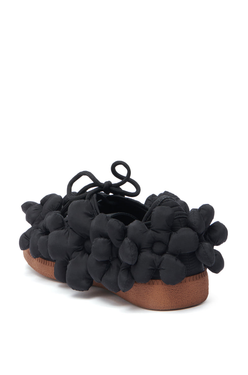 AZALEA WANG GREYI BLACK PUFF FLORAL FLAT SNEAKER