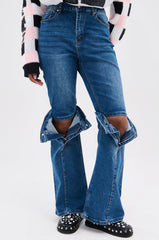 LIE TO ME EXPOSED KNEE DENIM JEANS