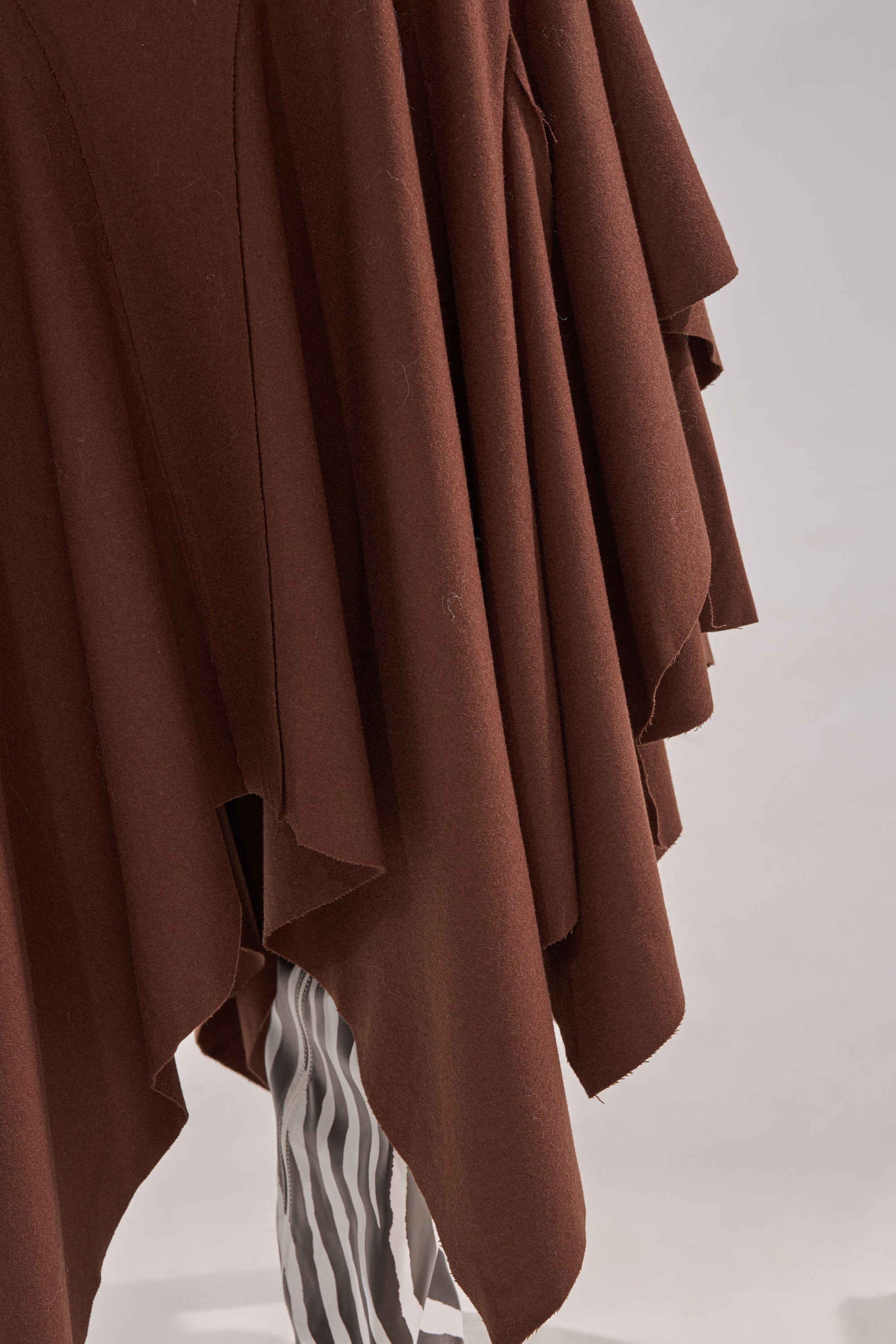 FEELS GOOD MIDI SKIRT