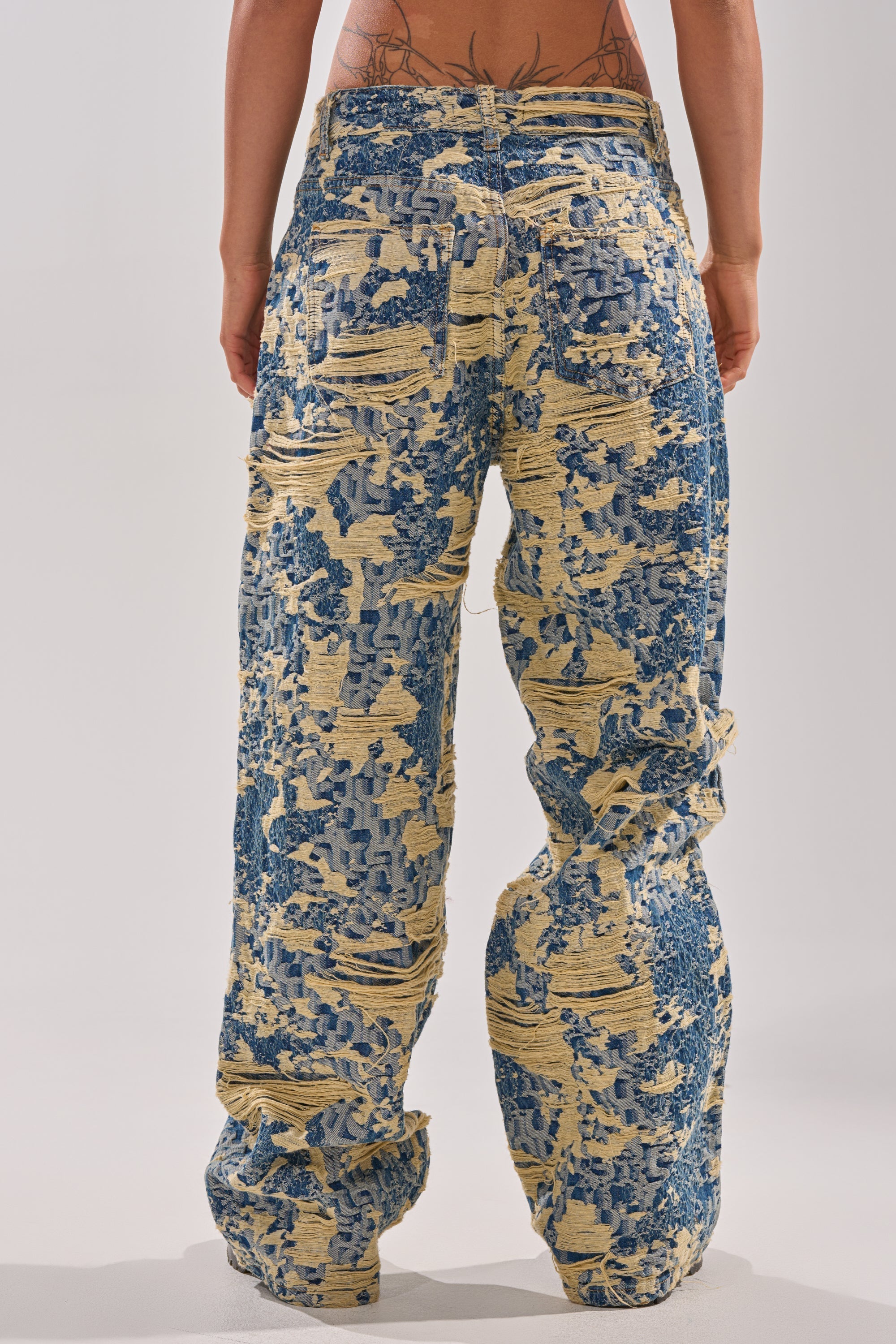 RENEWED DREAM TAPESTRY PANT