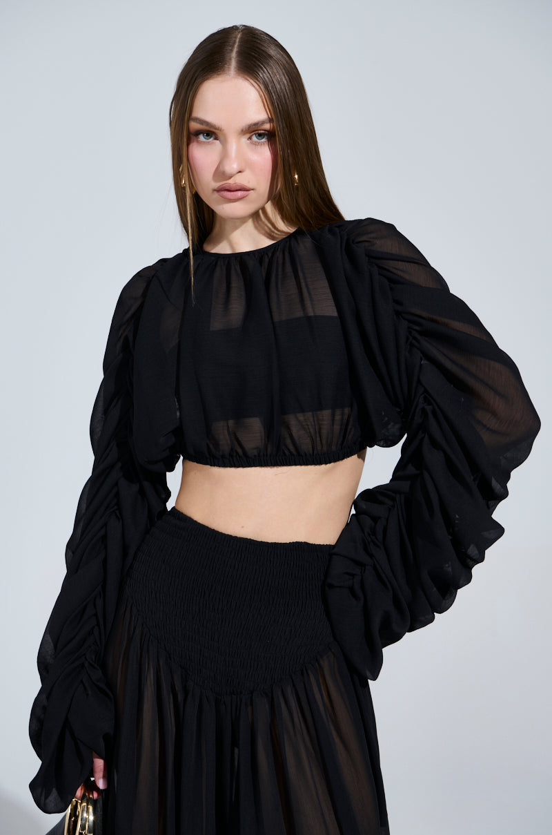 LAURA RUCHED CROPPED BLOUSE