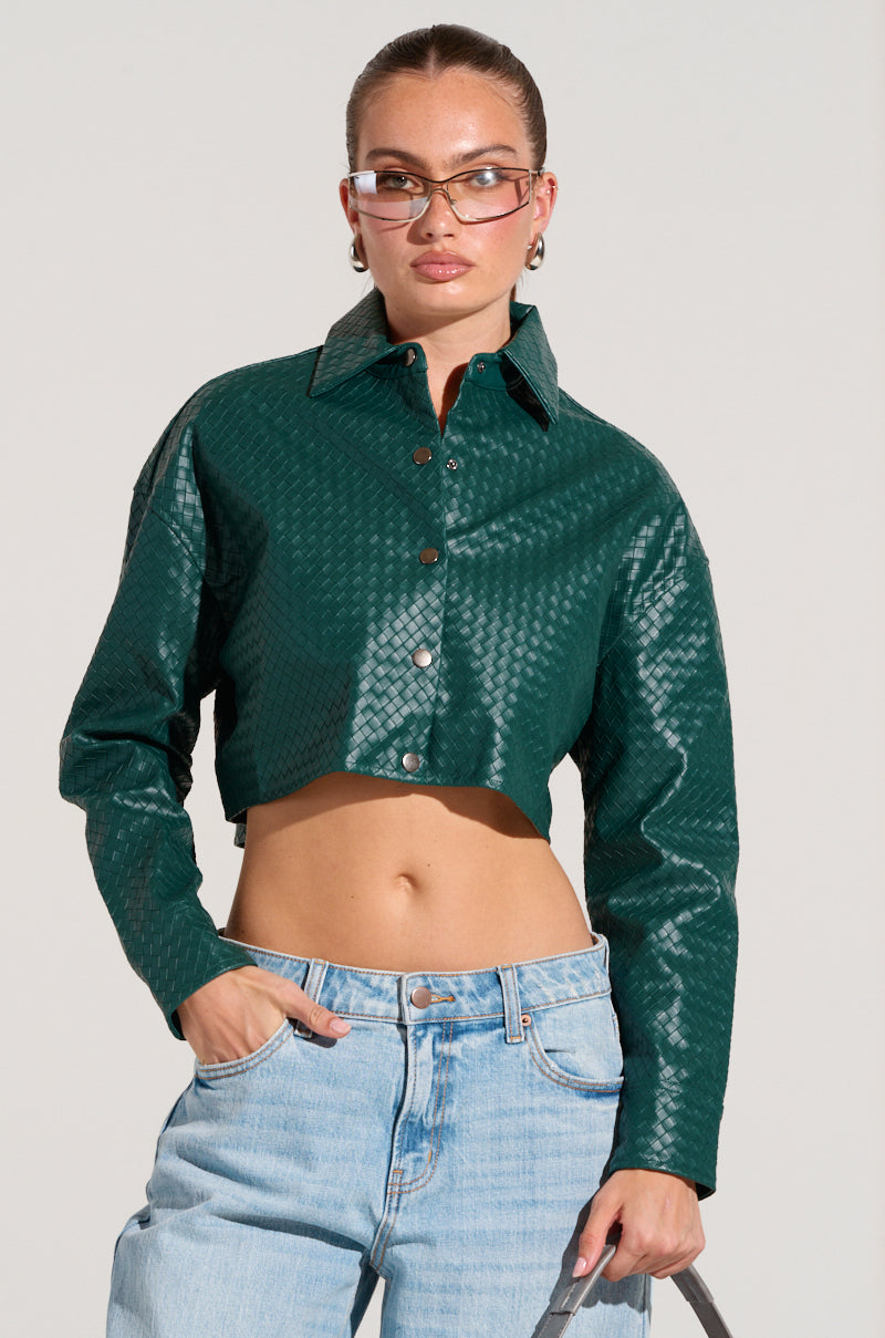 LUXURY GIRL WOVEN PU CROPPED SHIRT IN GREEN