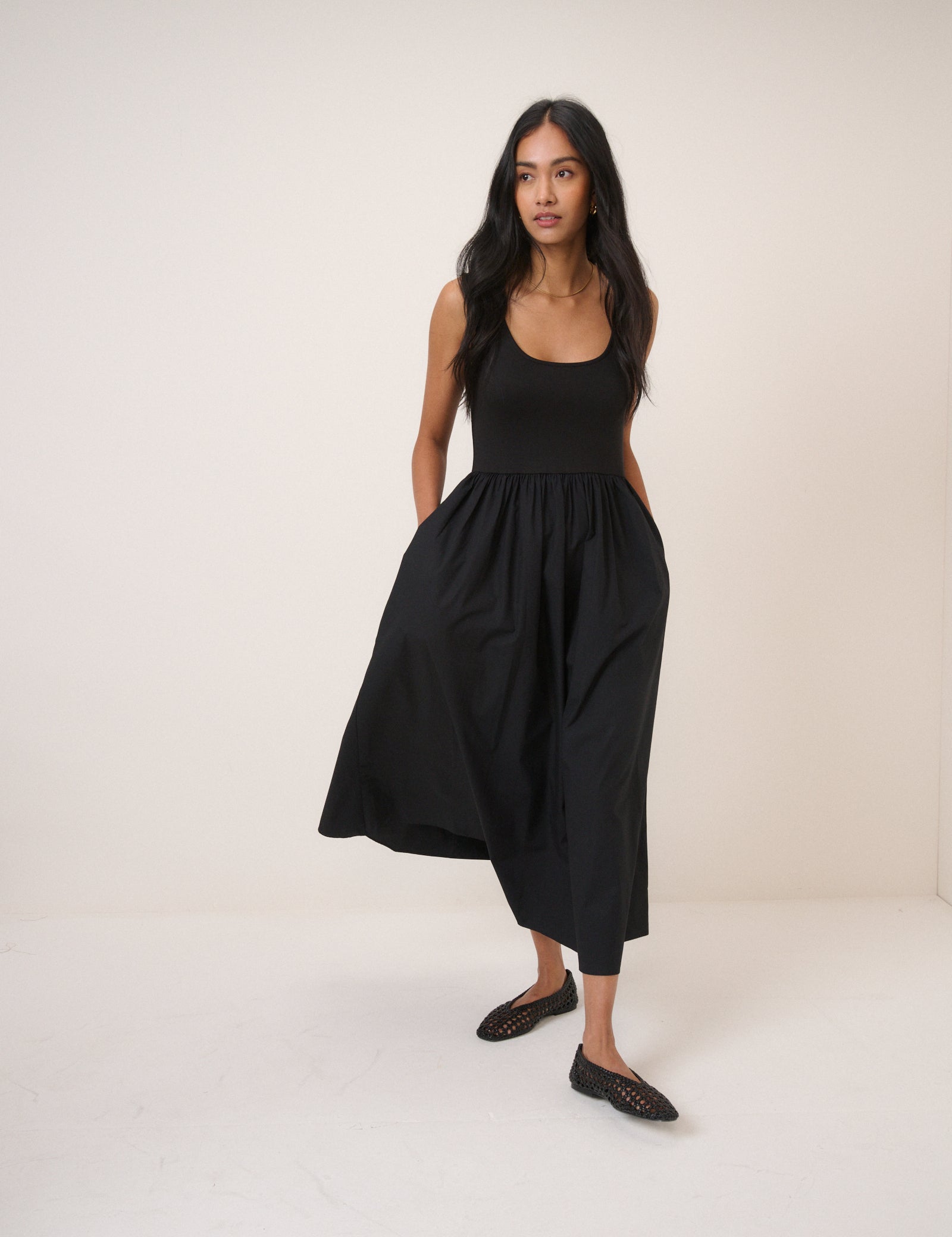 Black Sleeveless Colorado Midi Dress