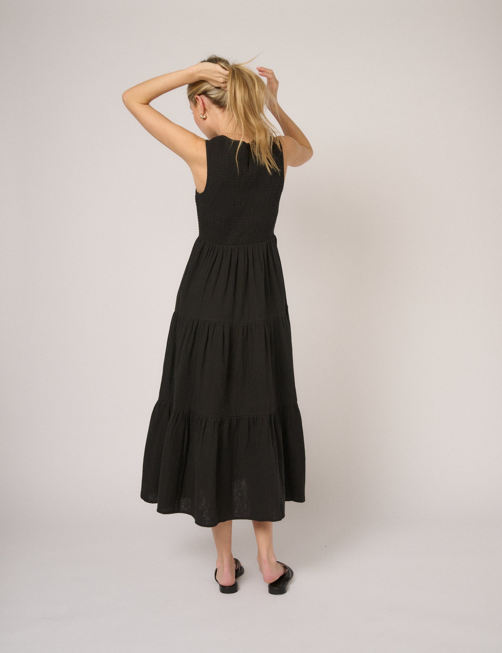 Black Sleeveless Charlie Midi Dress