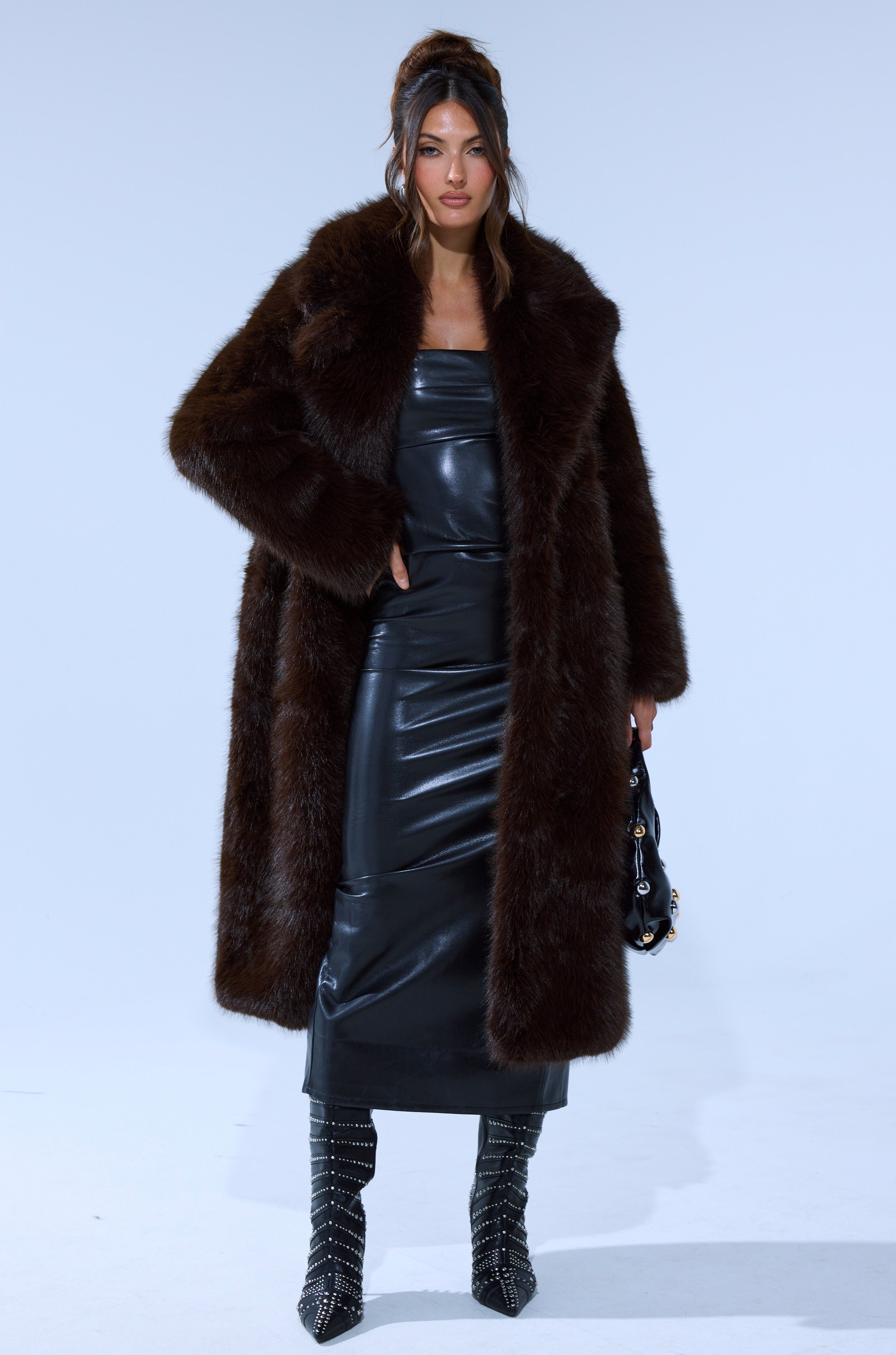 OSLO FAUX FUR COAT IN CHOCOLATE