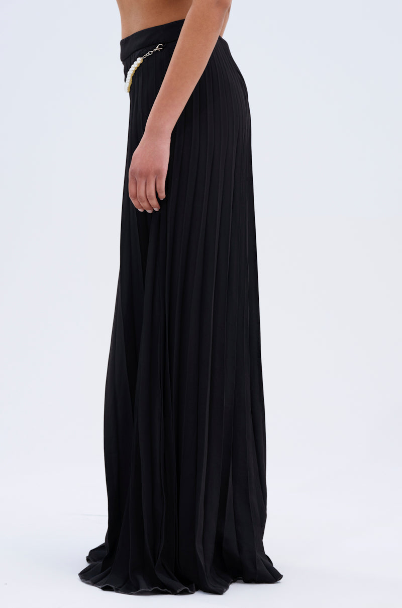 QUEEN OF EVERYTHING PALAZZO PANT