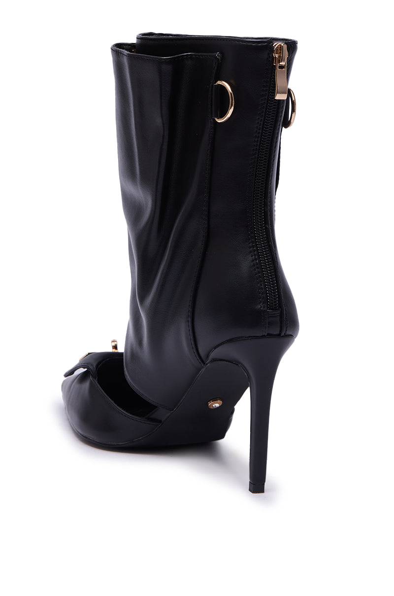 AZALEA WANG SARVESH BLACK CUTOUT STILETTO BOOTIE