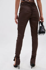 HANGING ON PU RUCHED LEGGING