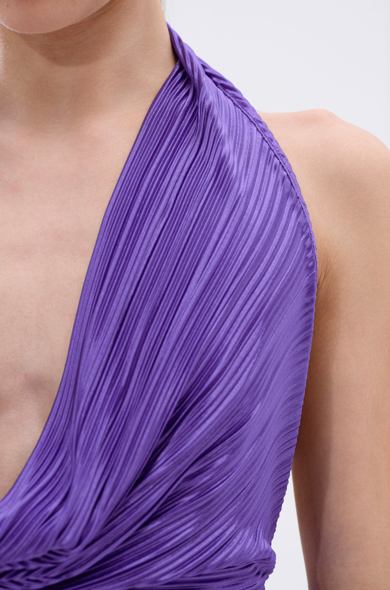MAYAH COWL NECK PLISSE SLEEVELESS TOP IN PURPLE