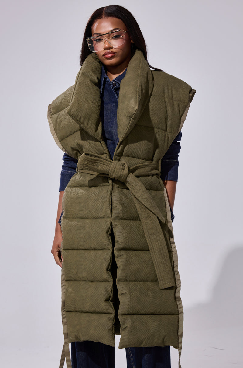 PILOT JONES LONGLINE PUFFER VEST IN CROC SUEDE