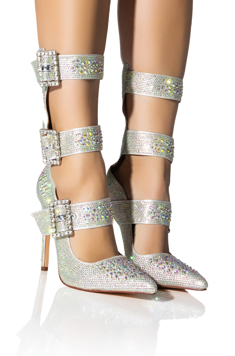 AZALEA WANG JENNA EMBELLISHED PUMP IN SILVER