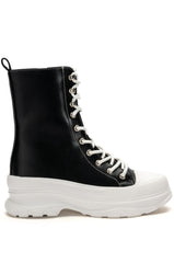 AZALEA WANG SOUTH FLATFORM SNEAKER IN BLACK MULTI