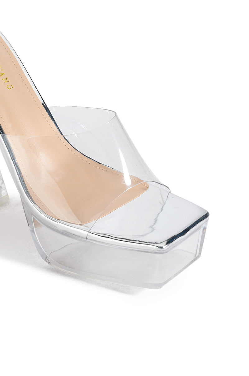 AZALEA WANG ALEXUS SLIP ON SANDAL IN SILVER