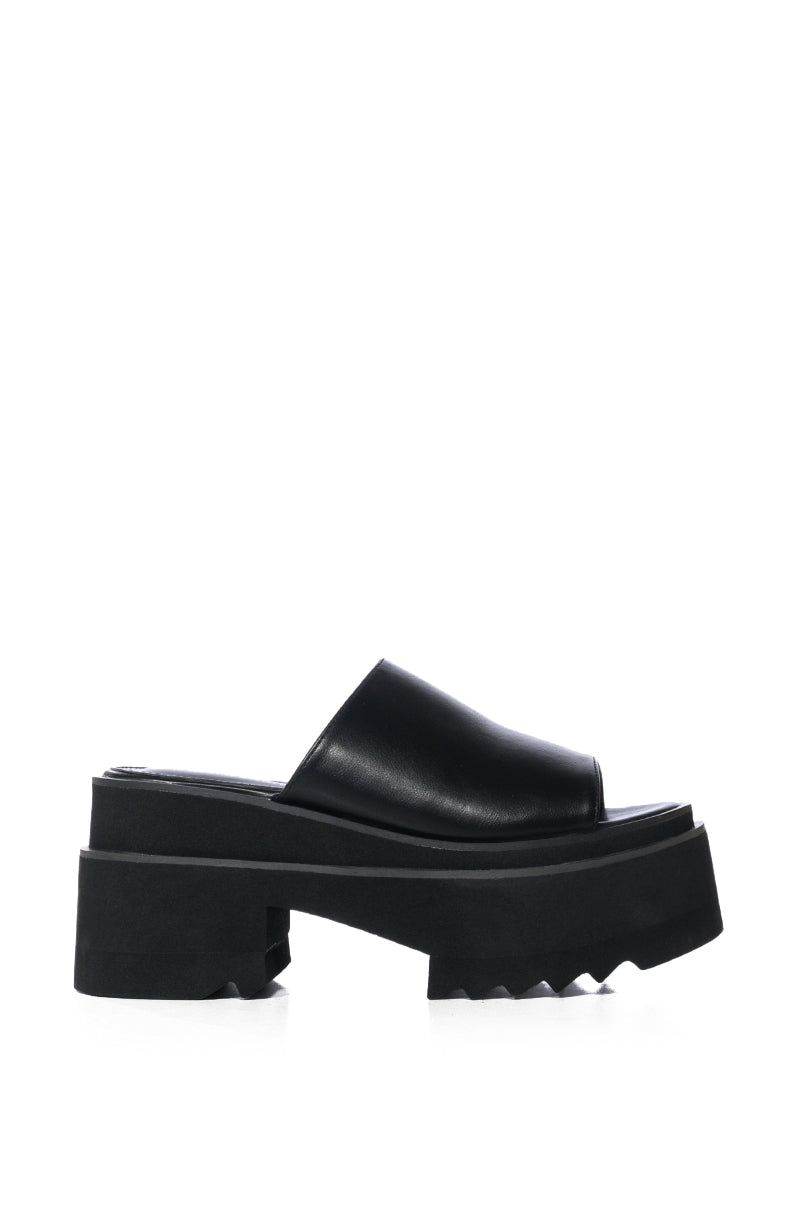 AZALEA WANG SAFIA CHUNKY BLACK SANDAL