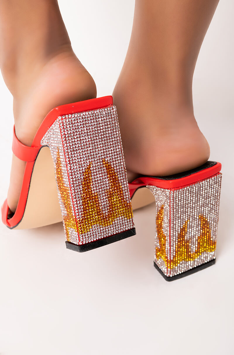 AZALEA WANG SPICE IT UP CHUNKY SANDAL IN RED