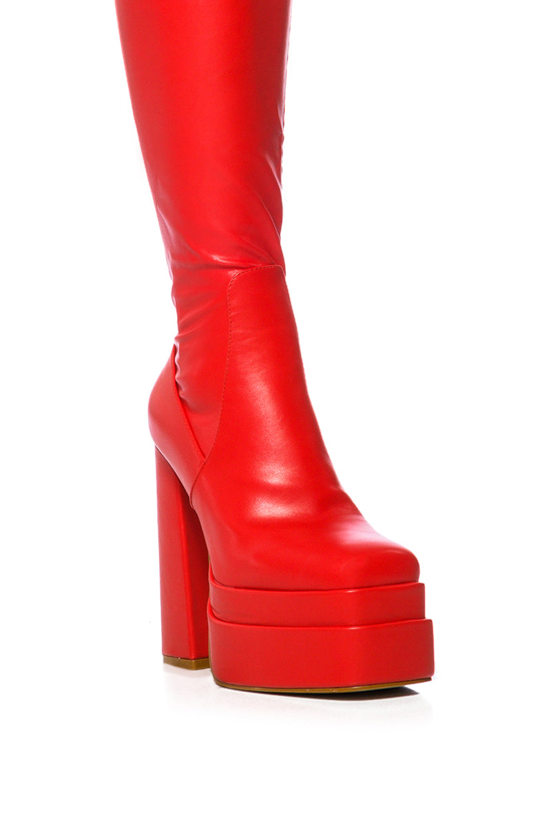 AZALEA WANG MAXINE STRETCH CHUNKY BOOT IN RED