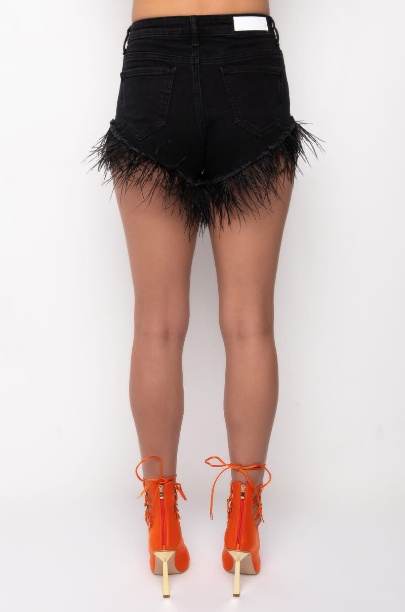 FEATHER SHORTS