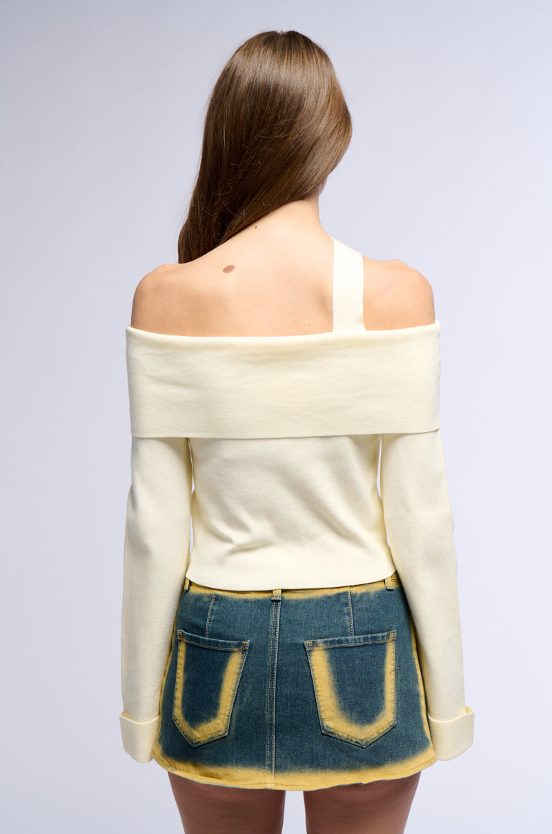 BOUJEE GIRL OFF THE SHOULDER ZIPPER SWEATER TOP