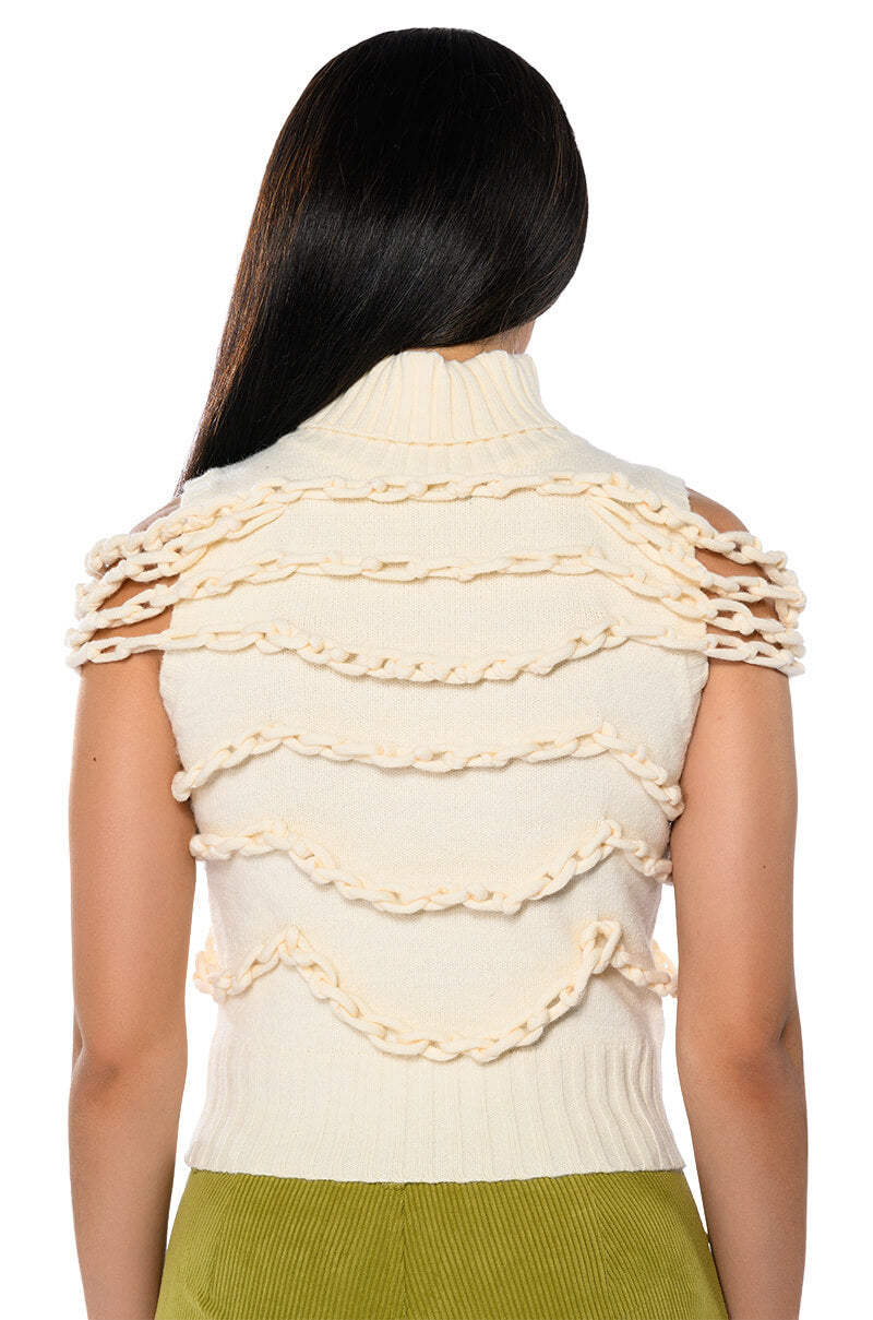 CHAIN LINK DETAIL SLEEVELESS TURTLENECK SWEATER