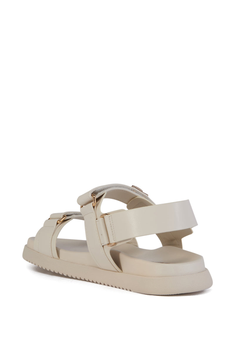 COBBER FLAT WHITE SANDAL
