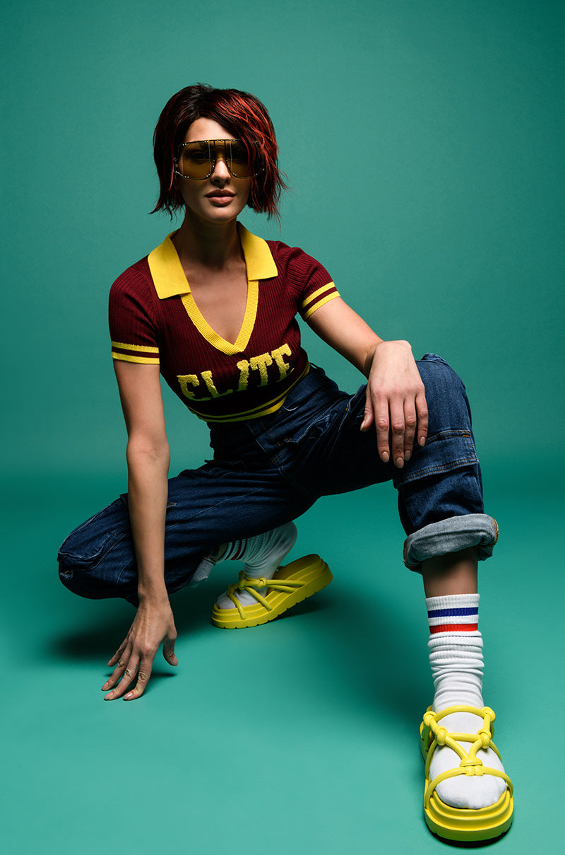 FIRE UP SHORT SLEEVE SWEATER
