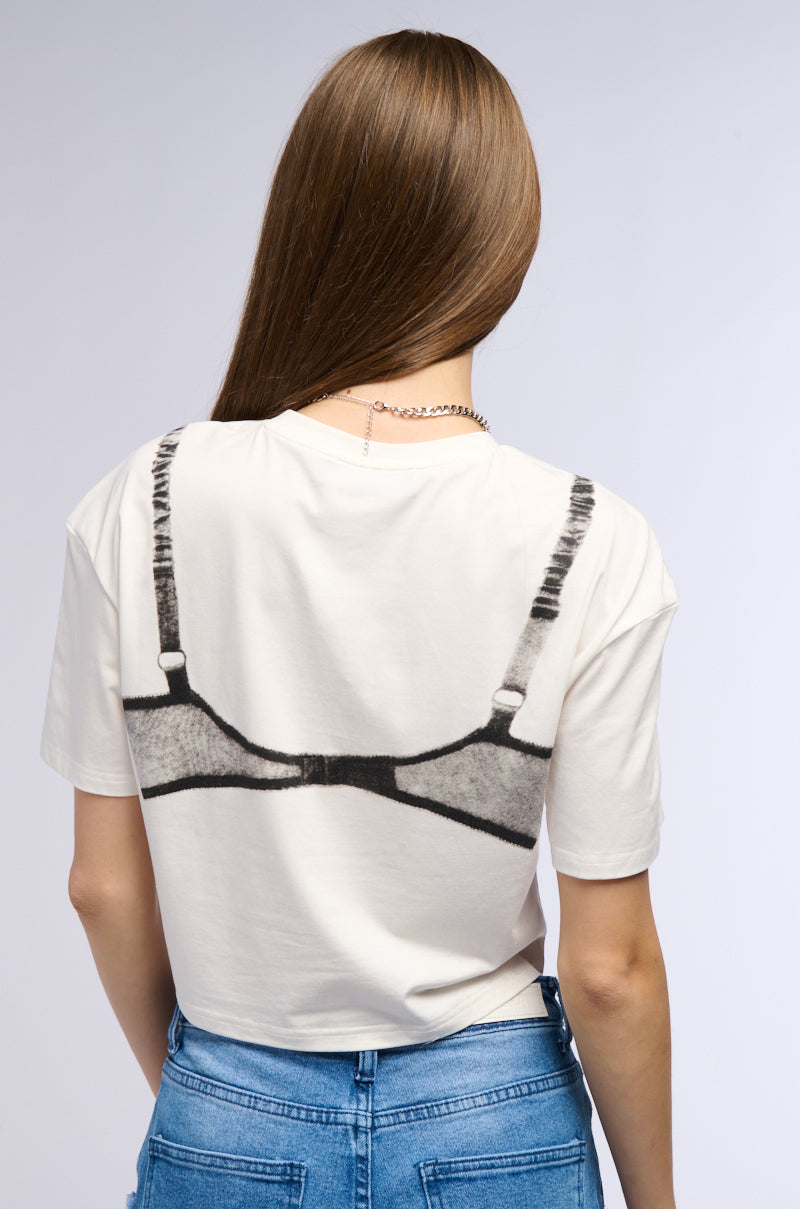 LOVE ME LIKE THAT GRAPHIC TEE
