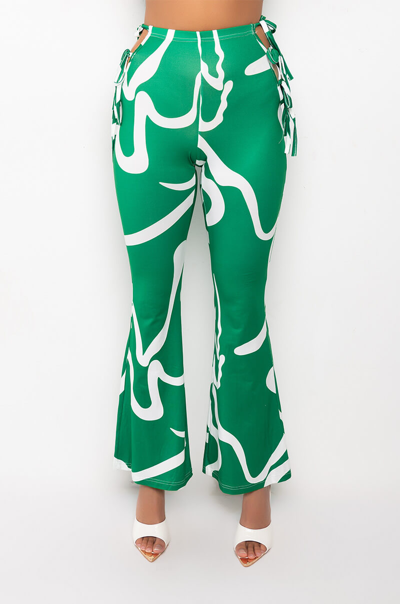 LOVELY TIE DETAIL FLARED LEGGING