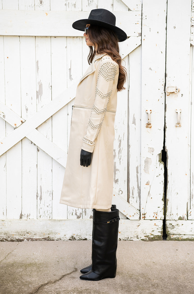BEIGE PLEATHER TRENCH COAT WITH STUDS