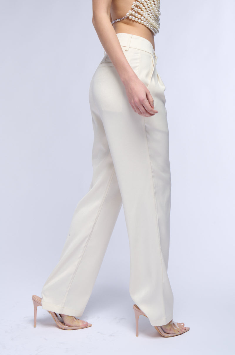 LOVING ME LIKE THAT TROUSER