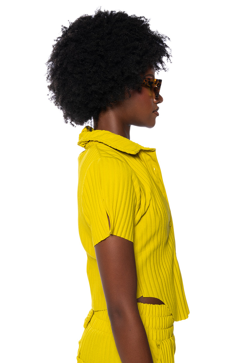 LUCY SHORT SLEEVE BUTTON DOWN