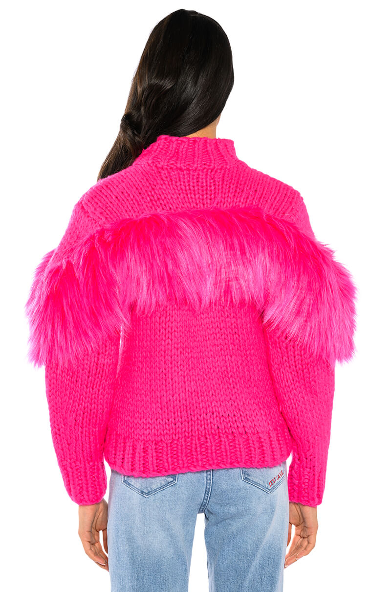 LYLA FAUX FUR DETAIL COZY SWEATER