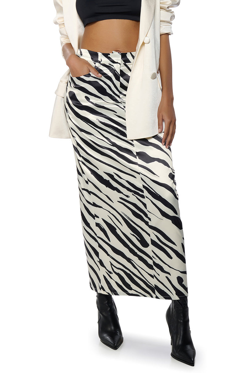 NERA SATIN PRINTED MAXI SKIRT
