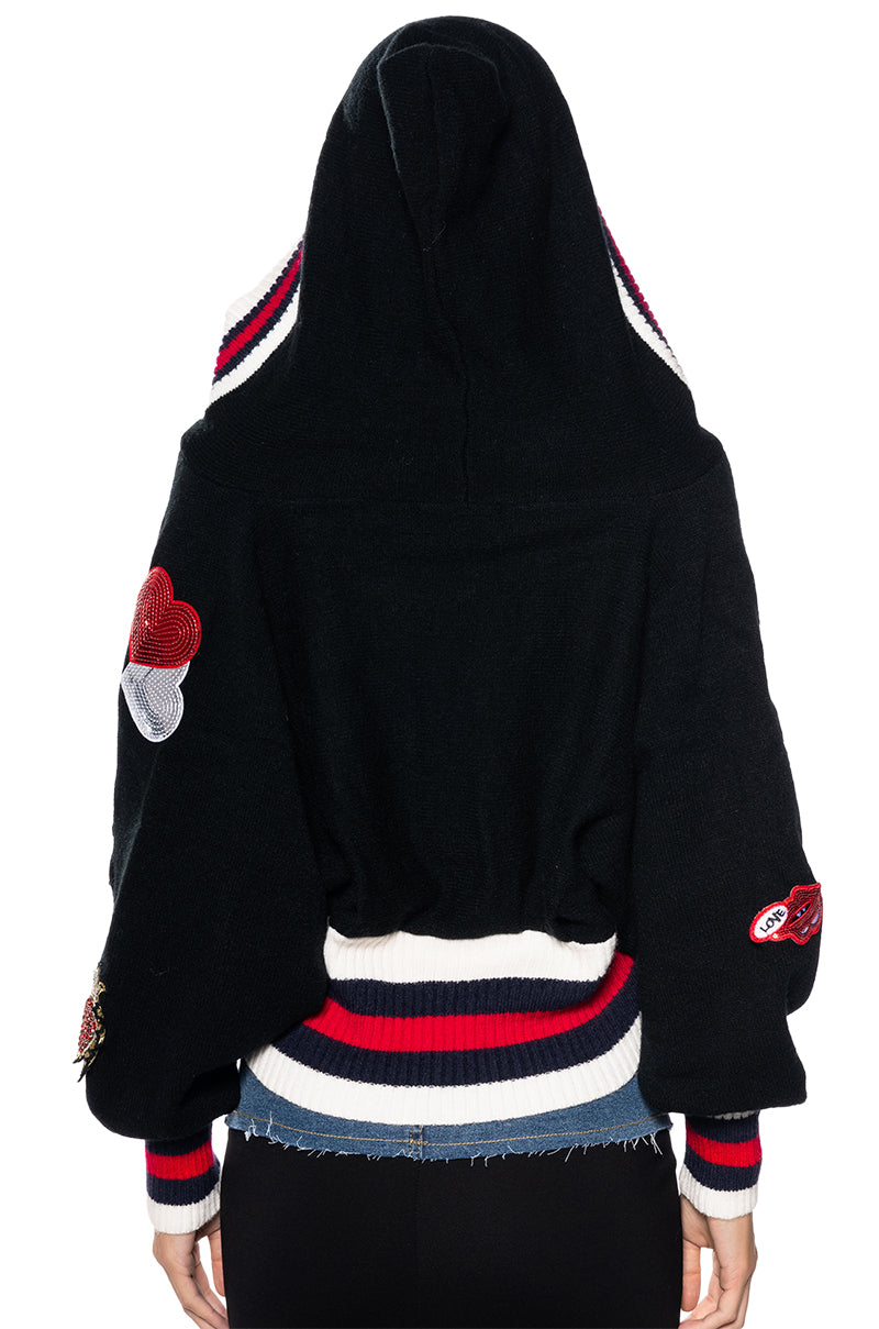 QUEEN OF HEARTS HOODED SWEATER