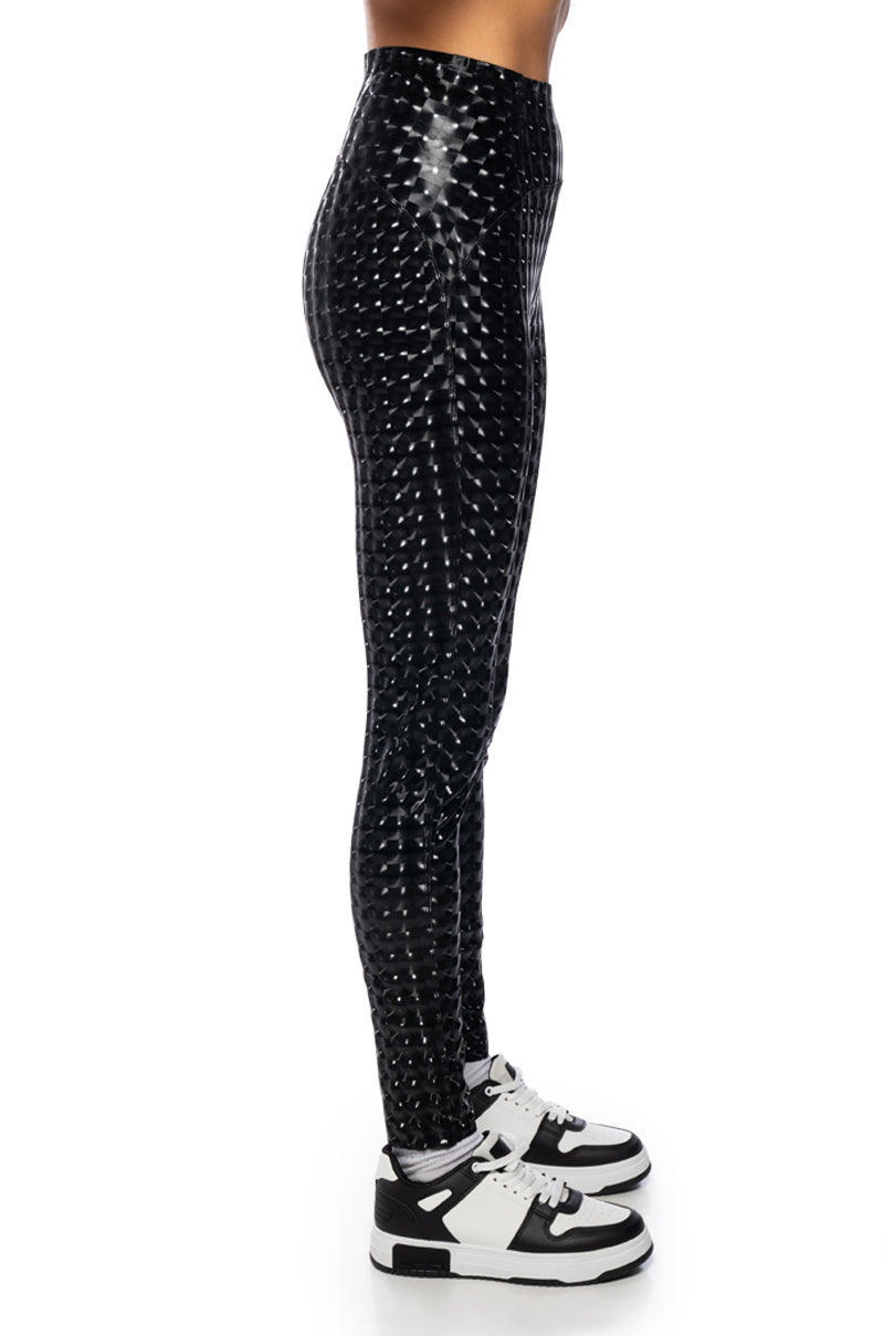 RIO CHECKER PRINT HIGH RISE LEGGING WITH 4 WAY STRETCH